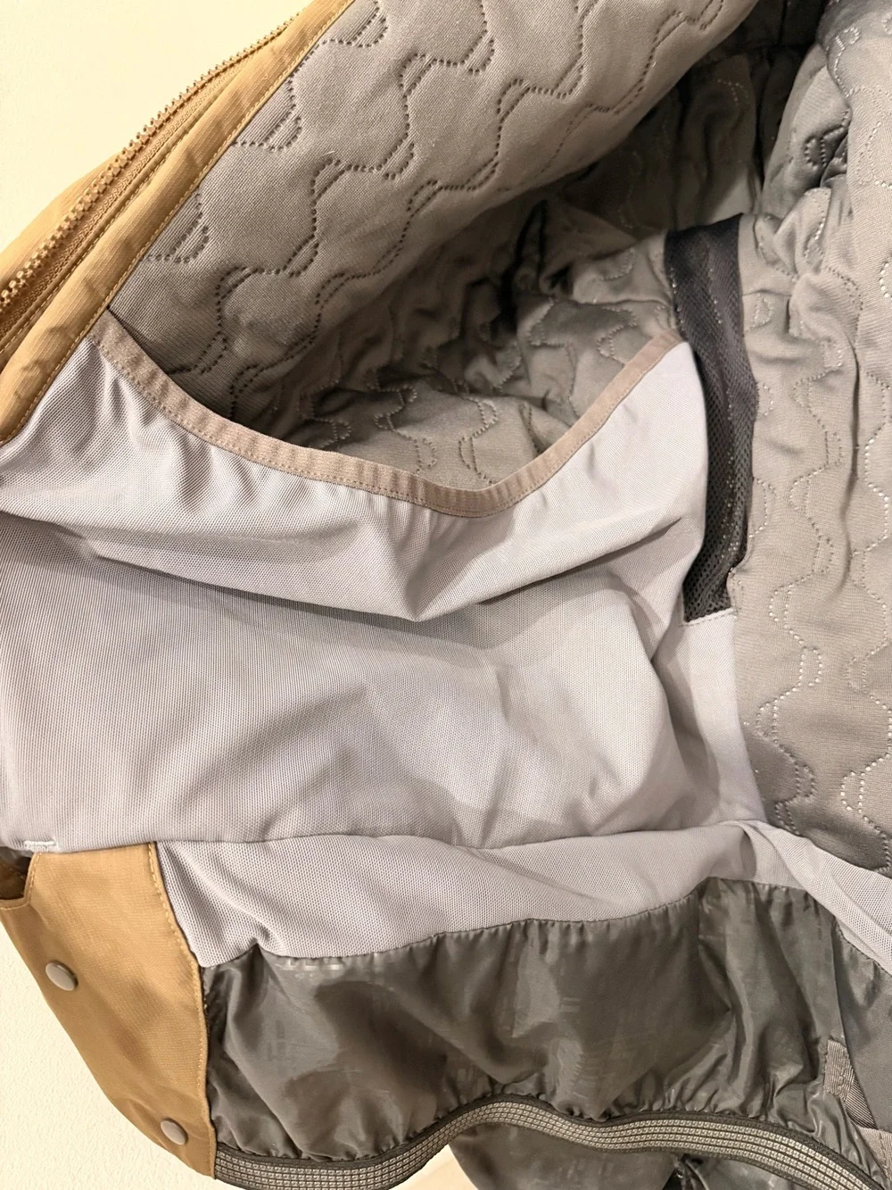 Vintage The North Face Hyvent Men's Waterproof Mountain & Ski Jacket